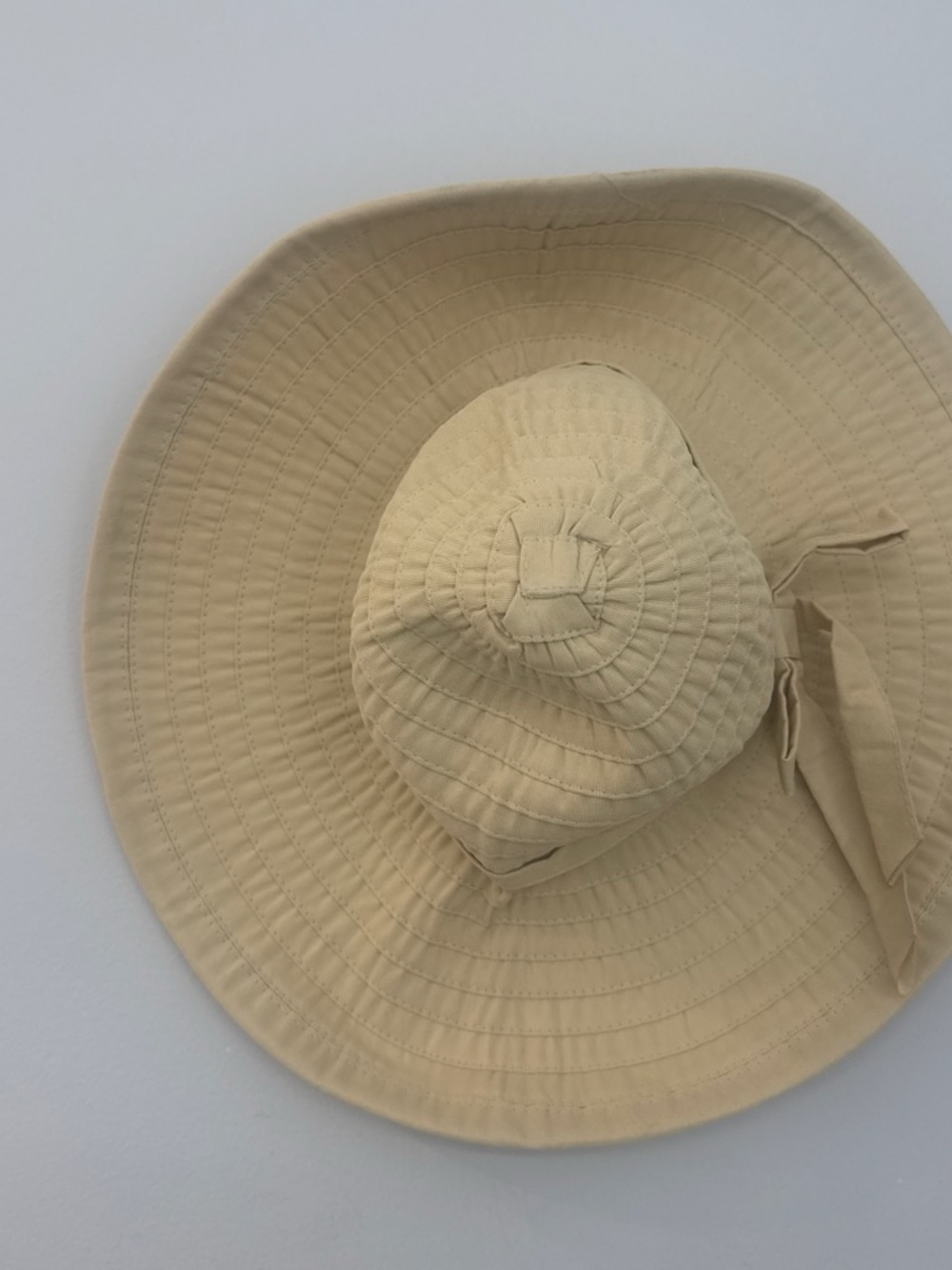 D&Y Cream Quilted Packable Sun Hat